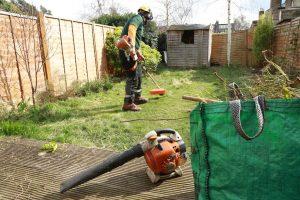 Garden maintenance in Hoppers Crossing